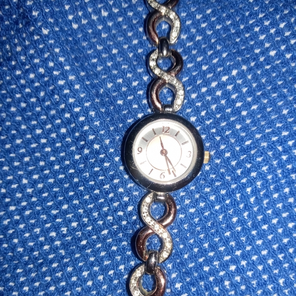 Allude wrist watch, two tone, Infinity - Picture 3 of 7